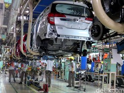 Produksi Tak Optimal, Stok Mobil Daihatsu di Dealer Cukup?