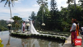 Berburu Lokasi Pernikahan, dari Gedung hingga Tepi Pantai