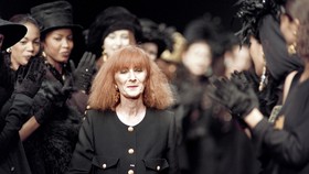 'Pemberontakan' Desainer Sonia Rykiel Lewat Fesyen