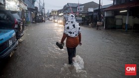 Jakarta Diramalkan Kembali Hujan, Siang Sampai Malam Hari Ini