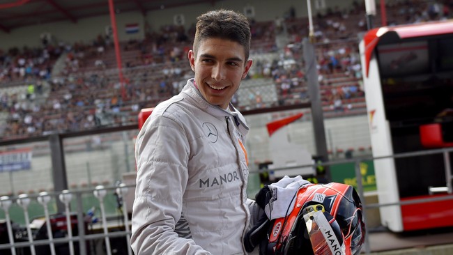 Setelah menjalani tujuh balapan di F1 2016, Esteban Ocon dilirik Force India dan mulai 2017 akan menjadi pebalap inti satu musim penuh.