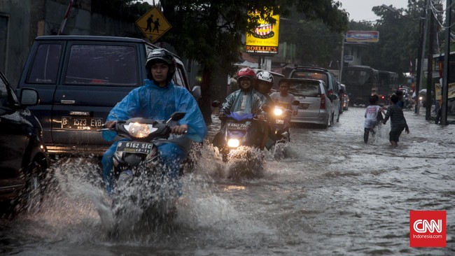 Banjir terkonsentrasi di wilayah Jakarta Selatan dan Jakarta Timur karena hujan berintensitas tinggi turun di wilayah ini.