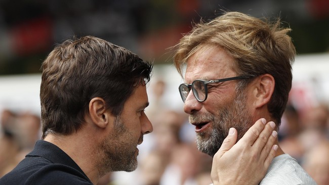 Manajer Tottenham Hotspur Mauricio Pochettino dan manajer Liverpool Juergen Klopp memiliki dasar dan pengalaman sebagai pemain bertahan.