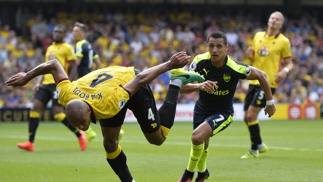 Alexis Sanchez adalah momok yang membuat Watford harus menderita kekalahan 1-3 dari Arsenal di kandang sendiri dalam lanjutan Liga Inggris.