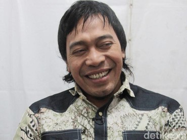 Tulis Caption Lucu di Instagram, Pelawak Komeng Viral di Media Sosial