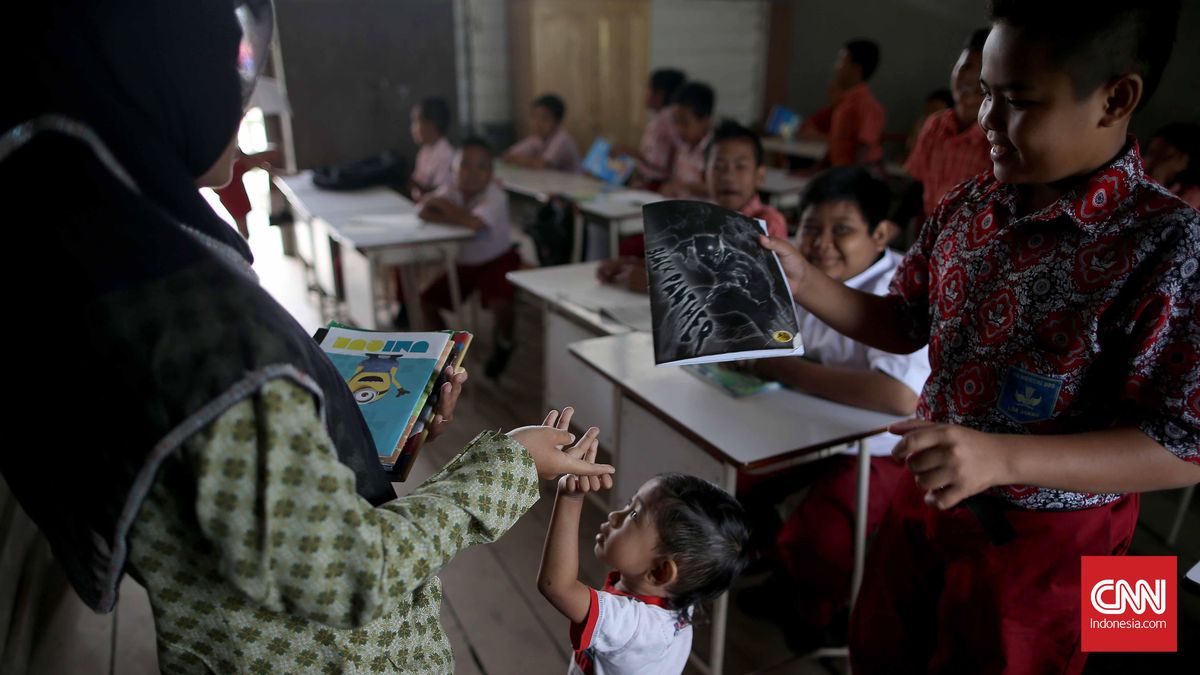 Kartini dari Pelosok, Zentri Hartanti Mengubah Nasib Lewat Sekolah