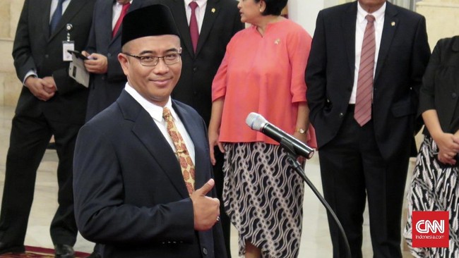 Tahun 2012, Hasyim gagal menjadi komisioner KPU. Perolehan suaranya pada pemilihan anggota KPU di DPR menempati peringkat kedelapan.