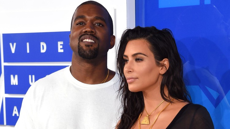 Tebak-tebak, Bun, siapa ya nama anak ketiga Kim Kardashian dan Kanye West?
