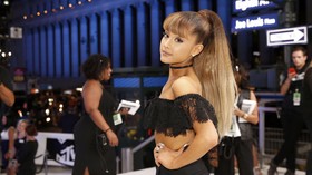 Ariana Grande Cedera saat Syuting 'Carpool Karaoke'
