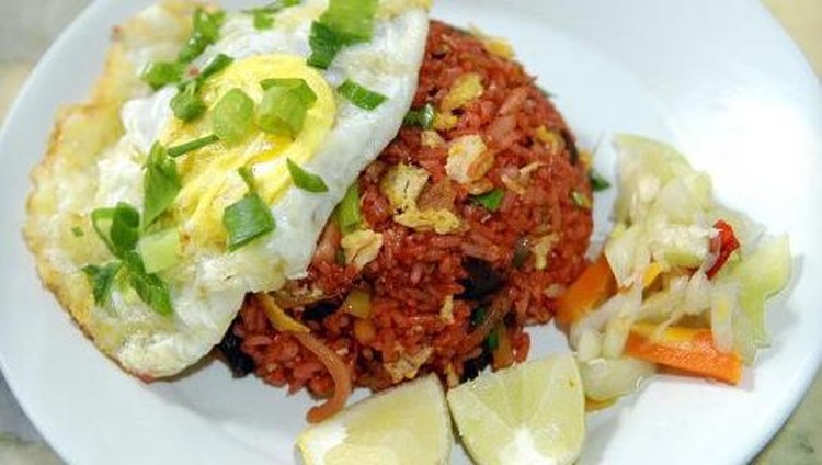 nasi goreng merah makassar