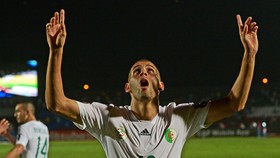Leicester Rangkul Islam Slimani dari Sporting