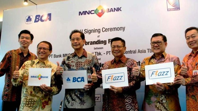 PT Bank Central Asia Tbk (BCA) mencatat telah menjual sebanyak 9,5 juta kartu Flazz yang saat ini telah beredar di seluruh Indonesia.