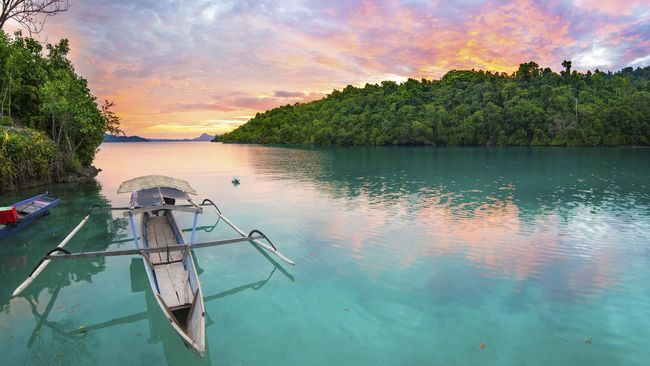 Wisata bahari Indonesia jadi incaran turis mancanegara, tak terkecuali turis asal Korea Selatan. Salah satu destinasi yang diunggulkan adalah Togean.