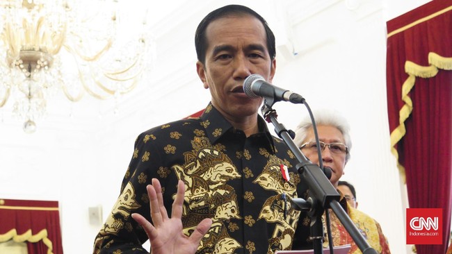 Jokowi akan memastikan seluruh lembaga negara untuk tidak lagi mengambil pungutan liar dari masyarakat. Ia meminta para menteri memecat pejabat pelaku pungli.