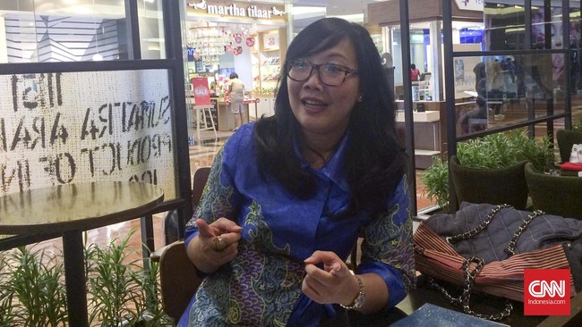 XL memastikan masih tetap menggunakan ceiling price (biaya acuan) lama untuk panggilan telepon dan pengiriman SMS lintas operator.