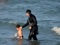 Sejarah Burkini, Paduan Burqa dan Bikini