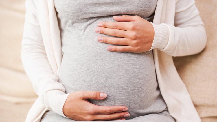 Kehamilan memang harus disiapkan dan dijaga dengan baik. Jangan sampai bunda yang sedang hamil terkena virus rubella ya.