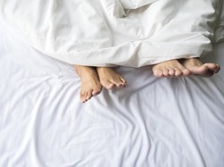 Waduh! Di Usia 84 Tahun, Nenek Ini Jadi Bintang Porno