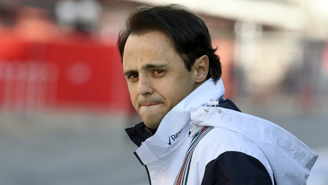 Felipe Massa menggugat F1, mantan direktur F1 Bernie Ecclestone dan FIA di Pengadilan Tinggi London terkait insiden kontroversial Crashgate GP Singapura 2008.