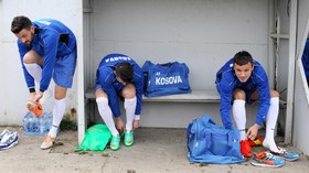 Senin, Kosovo Jalani Laga Debut Bersejarah