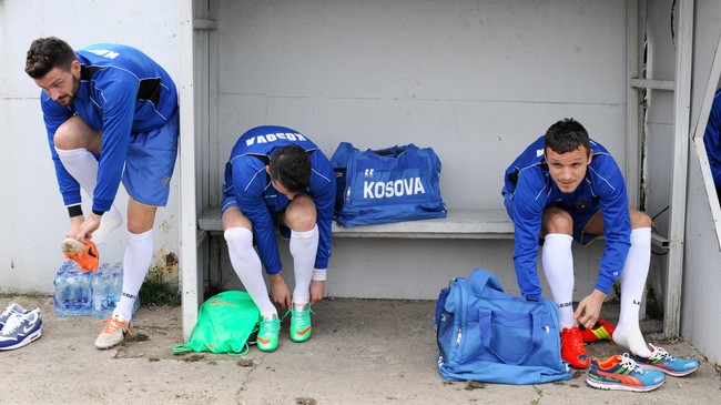 Kosovo akan membuka lembaran sejarah baru di dunia sepak bola dengan menjalani laga internasional pertama mereka yaitu melawan Finlandia, Senin (5/9).