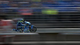 Aleix Espargaro Tuding Rossi Jadi Anak Emas MotoGP