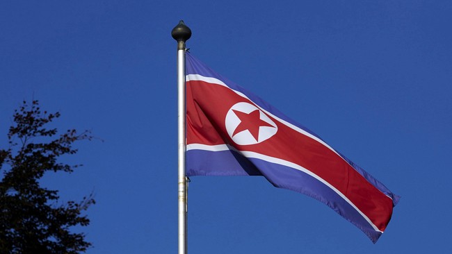 Aparat keamanan Amerika Serikat menangkap seorang mantan Marinir, yang diduga terlibat dalam penyerbuan terhadap Kedubes Korut di Spanyol.