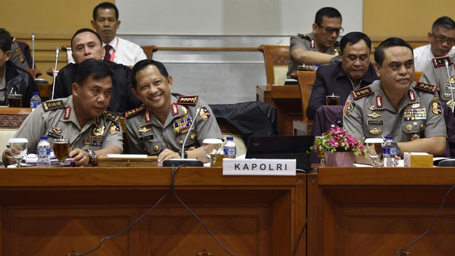 Kapolri Jenderal Tito Karnavian memiliki hak prerogatif untuk menunjuk pejabat tinggi yang akan duduk sebagai orang nomor dua di kepolisian.