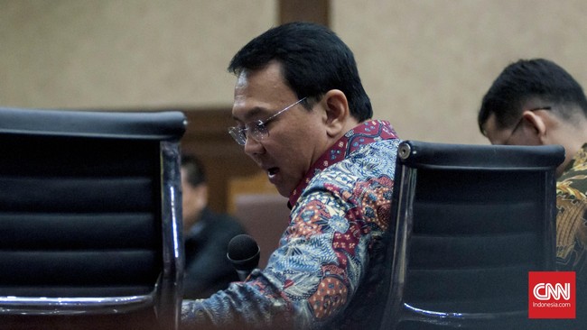 Gubernur DKI Jakarta Basuki Tjahaja Purnama (Ahok) menilai keterlibatan Bamus Betawi dalam dunia politik sudah melanggar Pancasila dan UUD 1945.