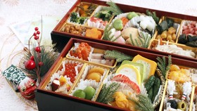 Kuliner Tahun Baru Jepang Makin Meriah dengan Star Wars