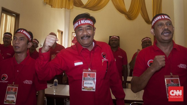 Siang ini, PDIP telah mengeluarkan keputusan final soal calon gubernur Jakarta yang diusung pada Pilkada 2017. Kantor PDIP kian ramai didatangi petinggi partai.