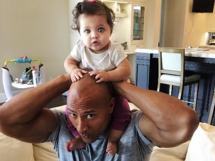 Pesan Menyentuh The Rock buat Putrinya yang Berumur 2 Tahun