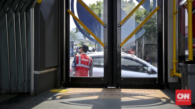 Semua bus Transjakarta itu diperkirakan beroperasi mulai pukul 16.00 hingga 02.00 atau 03.00 WIB dini hari.