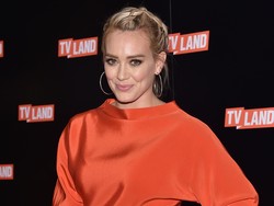 Dialami Hilary Duff, Benarkah Keseringan Swab Test COVID-19 Picu Infeksi Mata?