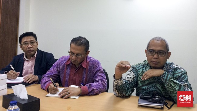 Saat ini terdapat 23 DPLK yang berdiri. Di antaranya 5 DPLK dibentuk oleh bank, 18 sisanya merupakan DPLK yang menjadi unit usaha perusahaan asuransi jiwa.