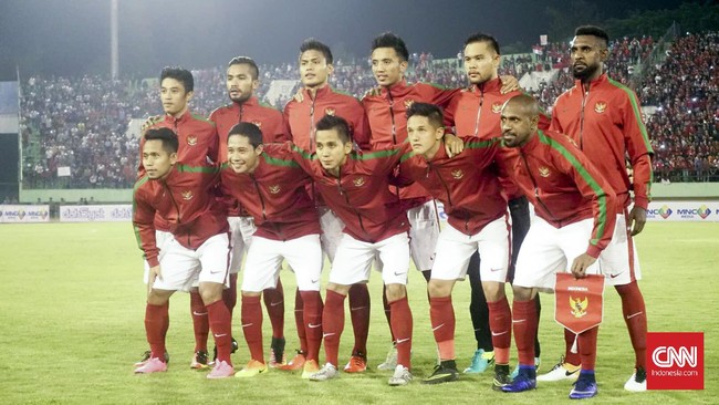 Sejarah tercipta ketika Indonesia melumat Malaysia. Untuk kali pertama sejak November 2004, ada sosok kakak-adik yang memperkuat Timnas Indonesia.