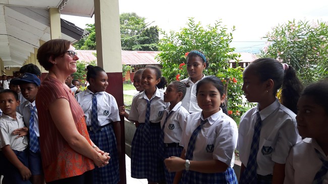 Australia mendanai program pendidikan dan kesehatan di beberapa kabupaten di Papua dan Papua Barat.