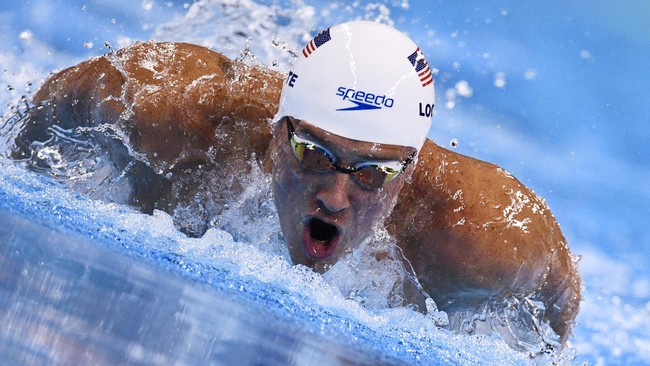 Ryan Lochte kehilangan bonus yang semestinya ia dapat dan terkena sanksi setahun usai aksi bohongnya di Olimpiade Rio de Janeiro 2016.