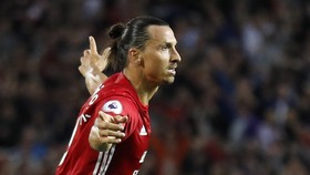 Ibrahimovic Bawa MU Unggul atas Everton di Babak Pertama