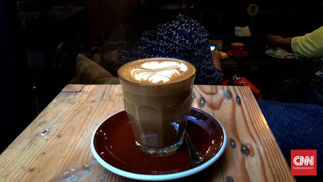 Foodbeast merekomendasikan jika anggur merah bisa menjadi pilihan tepat sebagai campuran kopi. Penikmat kopi red wine ini akan menikmati banyak manfaat.