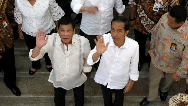 Presiden Filipina Duterte dikenal keras dalam isu narkoba di negaranya, karena itu permohonan penyelamatan Mary Jane akan berlawanan dengan misinya.