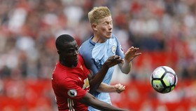 Mourinho Frustrasi Bailly Tinggalkan Skuat MU