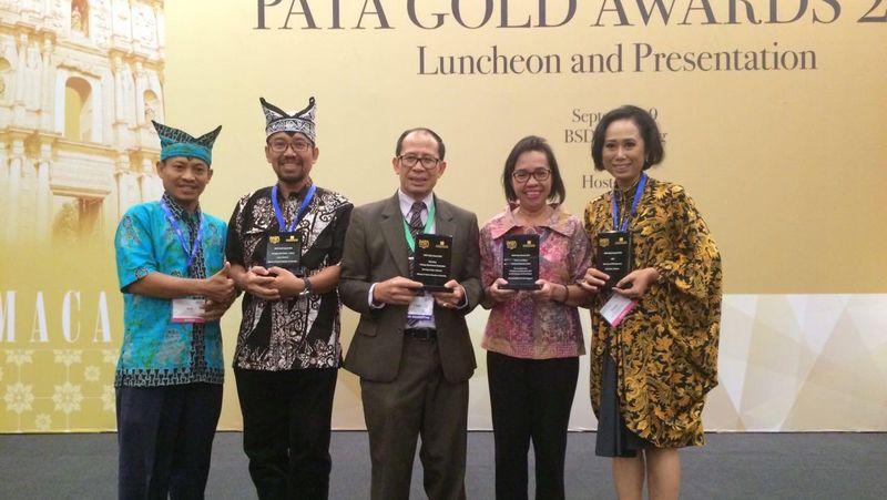 Tahun ini Indonesia berhasil menyabet 4 penghargaan PATA Gold Award 2016. 