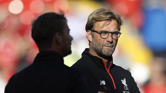 Juergen Klopp tak menyematkan status penjaga gawang utama pada Simon Mignolet maupun Loris Karius. Ia pun enggan mengungkap kapan mereka akan bermain.