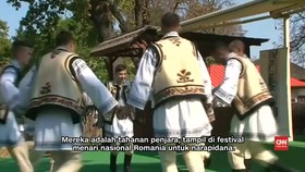 Tahanan Romania 'Dibebaskan' di Festival Tari Nasional