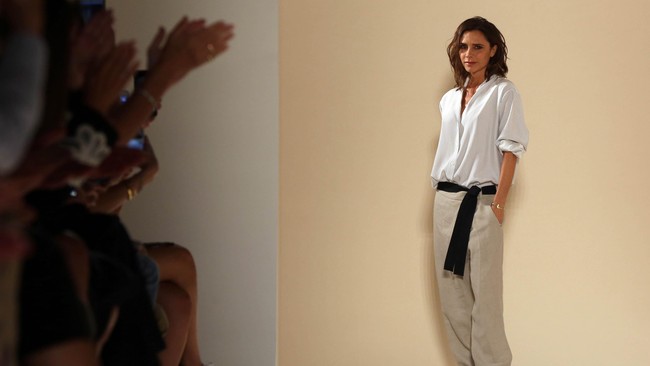 Gelora Gaya Vintage-Millenial Victoria Beckham di NYFW