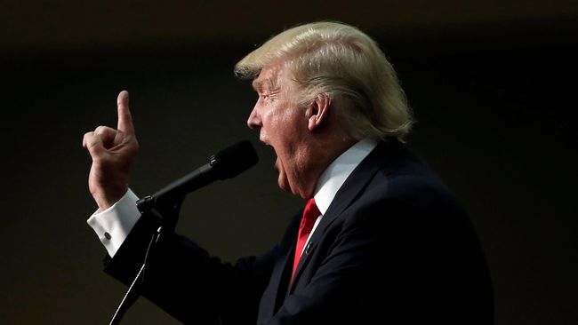 Frank Miller ingin menggambar Donald Trump dan membuat cerita tentangnya, di tengah situasi perpolitikan AS yang memanas sekarang.