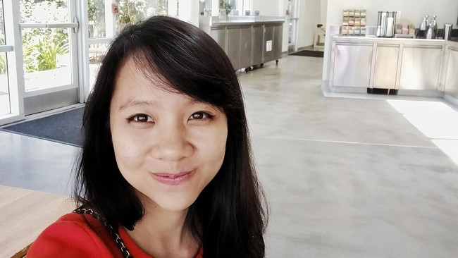 Google disebut-sebut sebagai perusahaan yang menyajikan suasana kerja yang asyik bagi para karyawannya. Seasyik apa? Ikuti yuk cerita Jessica Handojo di sana.
