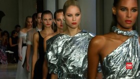Herrera Rayakan 35 Tahun Berkarya di NYFW 2016