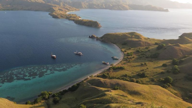 Kali ini giliran Labuan Bajo, Komodo, Nusa Tenggara Timur (NTT) yang memancarkan pesona keindahan alamnya.